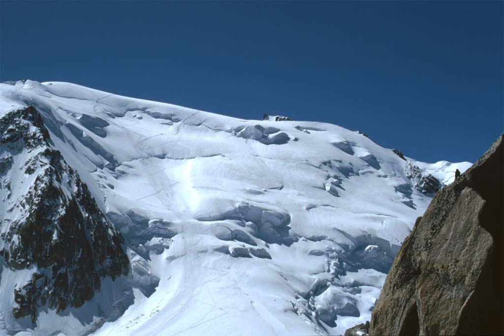 Le Tacul vu du refuge des Cosmiques, le 29 juillet 1993