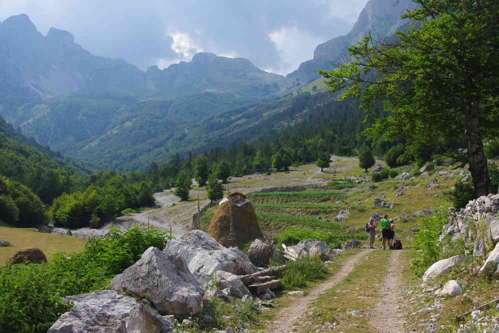 Montée vers le gîte de Kukaj, le 12 juillet 2016