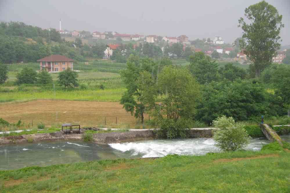 Déjeuner arrosé près de Gostivar (Гостивар), le 15 juillet 2016