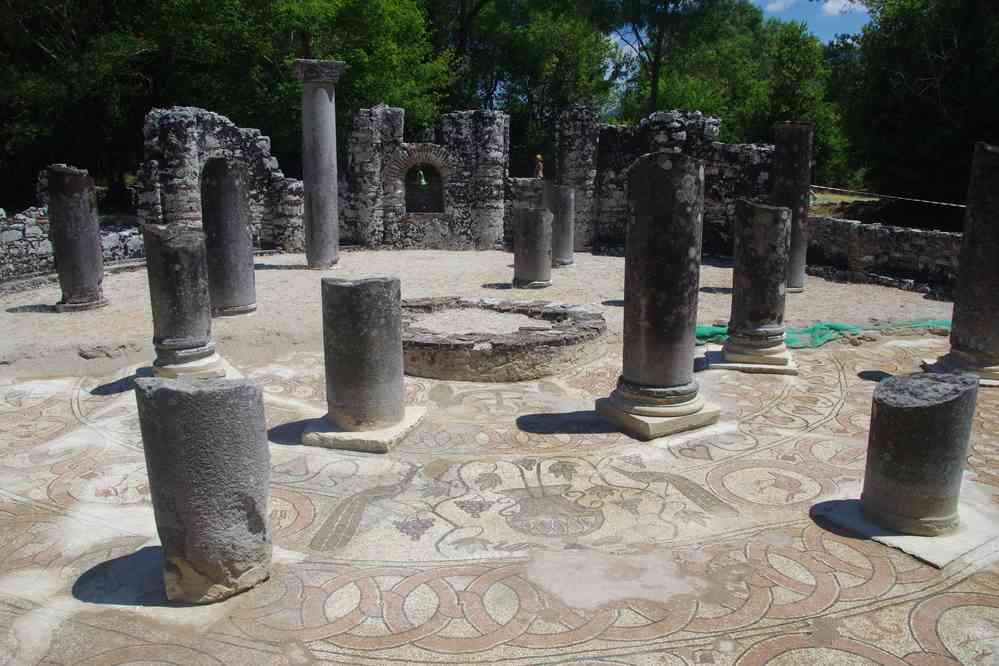 Butrint (Buthrote (Buthrotum), Βουθρωτόν), baptistère, le 21 juillet 2016