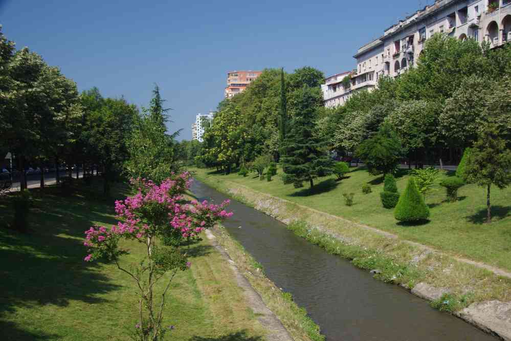 Tirana : la rivière Lana, le 24 juillet 2016