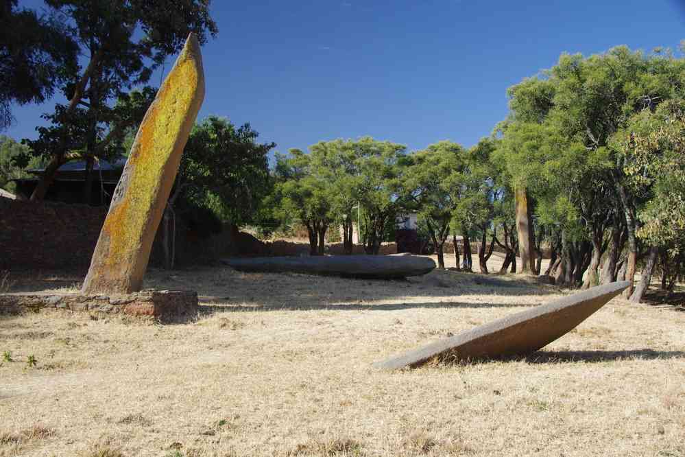Stèles funéraires à Axoum (አክሱም), le 15 janvier 2017