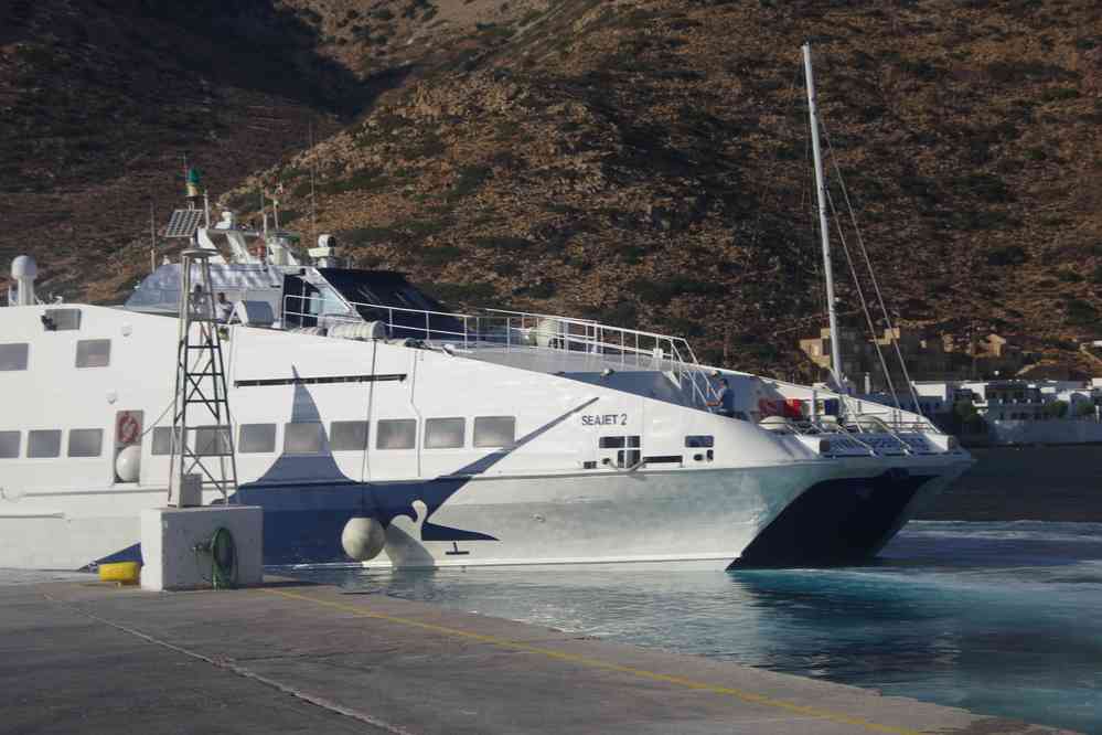 Siphnos (Ν. Σίφνος), port de Kamares (καμάρες), le 24 juin 2021
