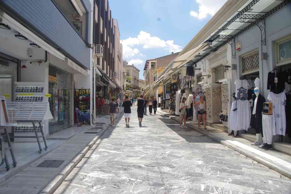 Plaka (Πλάκα) (quartier touristique d’Athènes), le 3 juillet 2021