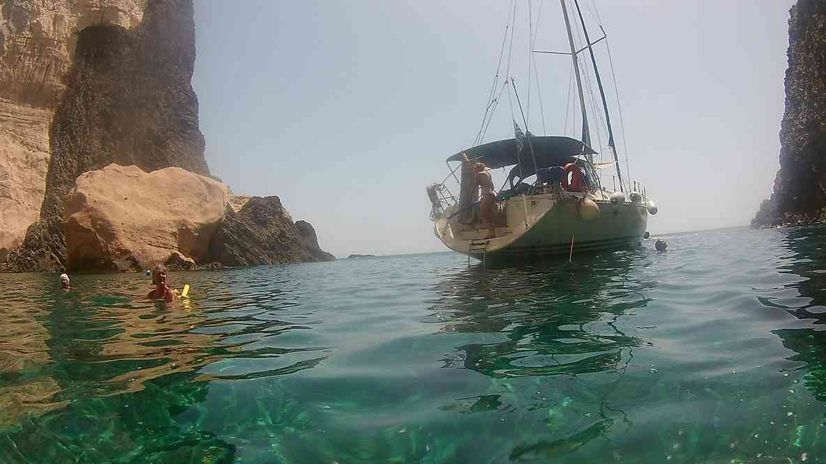 Milo (Ν. Μήλος), Sykia (Συκιά), le 27 juin 2021 (photo : Drougas Tours)