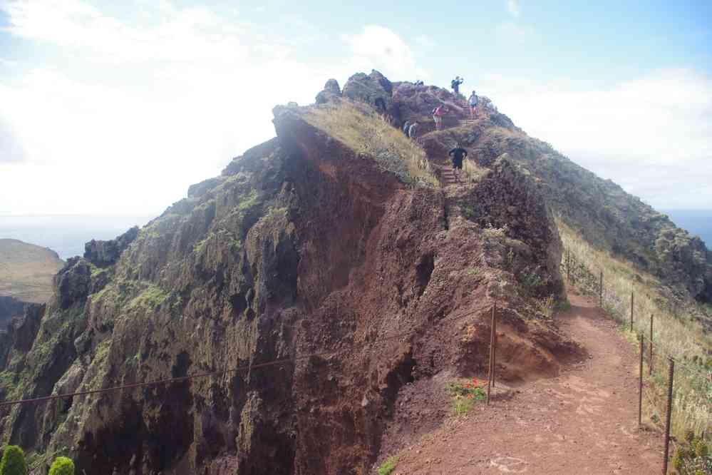 Balade sur la péninsule de São Lourenço. Descente du pico do Furado, le 2 mai 2022
