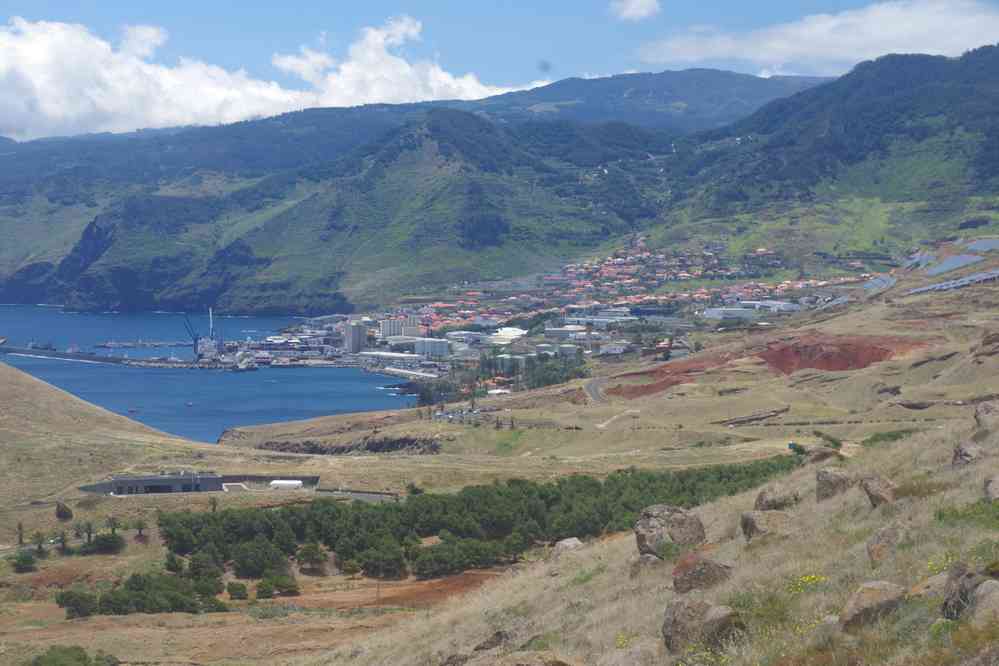 En quittant la péninsule de São Lourenço, le 2 mai 2022. Vue sur Caniçal