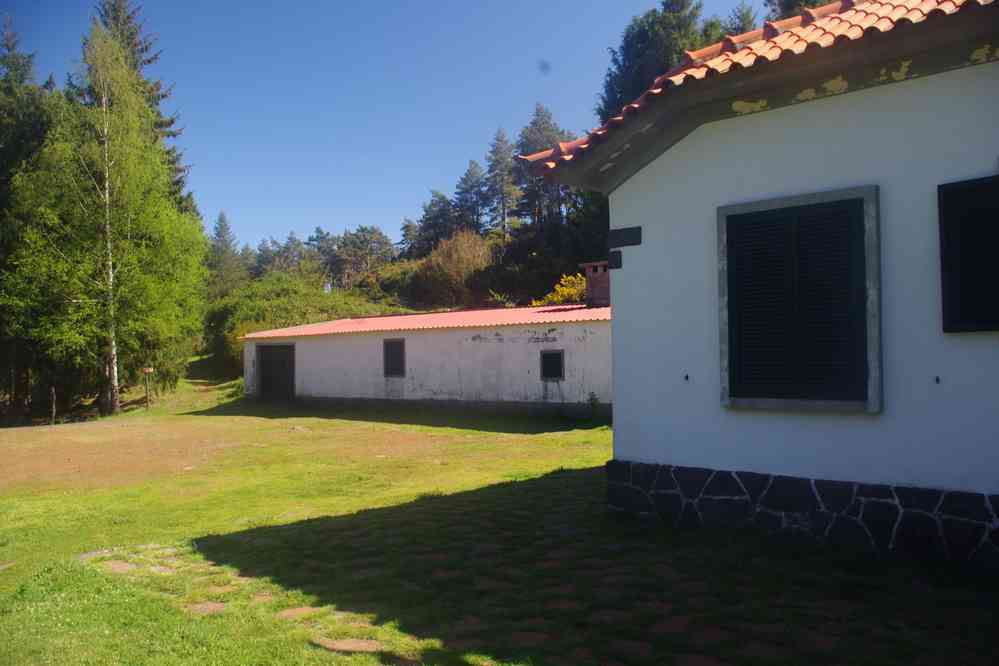 Poste forestier d’Estanquinhos. Logement de gardes forestiers à l’époque de Salazar, le 11 mai 2022