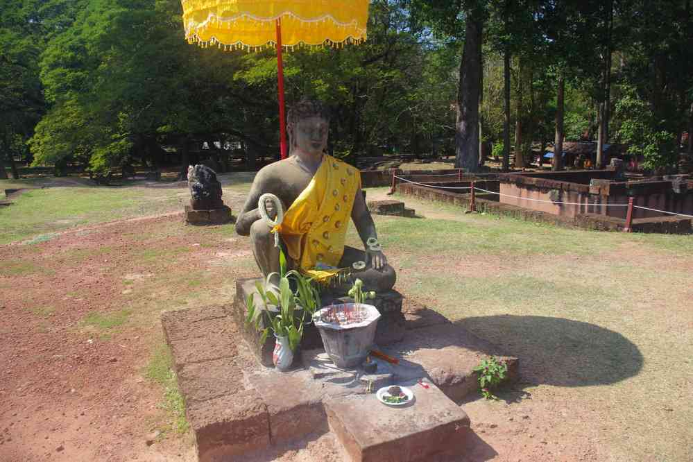 Angkor (អង្គរ), terrasse du roi lépreux (ព្រះពន្លាស្ដេចគម្លង់ (ទីលានស្ដេចគម្លង់)), le 23 janvier 2023