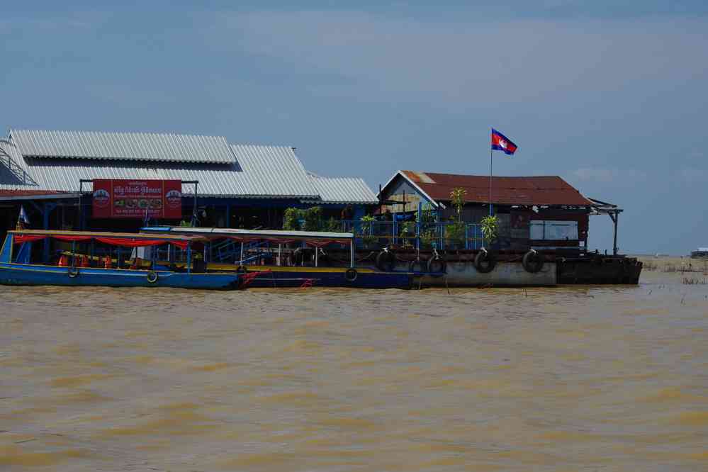 Navigation sur le lac Tonlé Sap (បឹងទន្លេសាប), le 24 janvier 2023