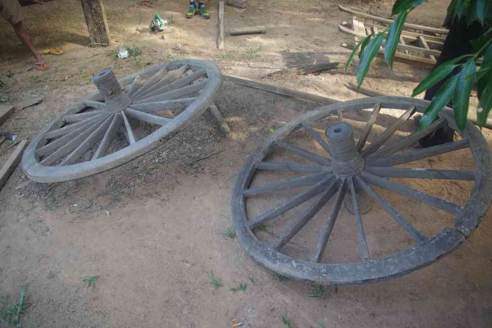 Balade vespérale autour de notre gîte. Atelier de charron, le 25 janvier 2023