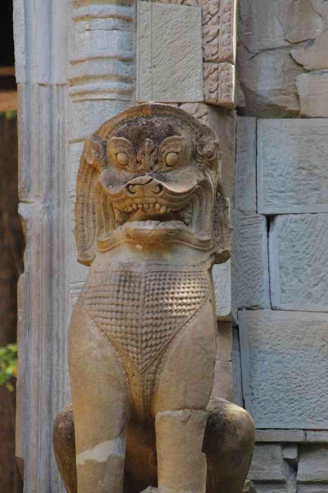 Visite du temple de Chau Srei Vibol (ប្រាសាទ​ចៅ​ស្រី​វិបុល), le 26 janvier 2023. Porte d’entrée du site