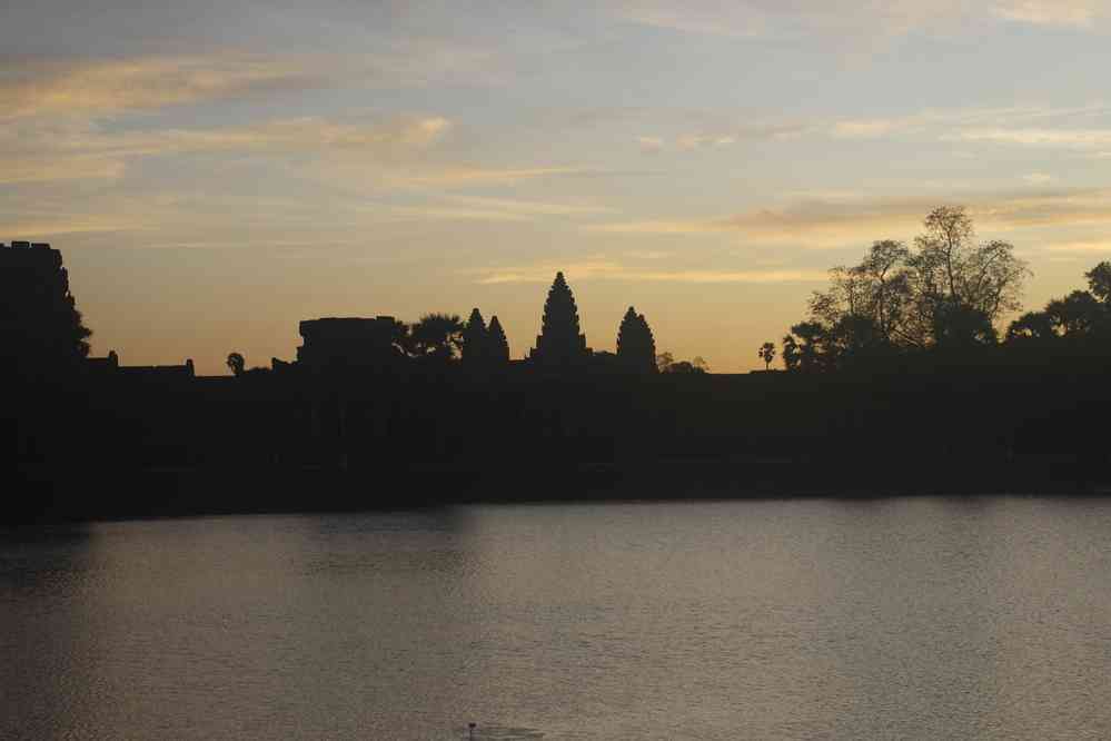 Lever de soleil sur Angkor Vat (ប្រាសាទអង្គរវត្ត), le 28 janvier 2023
