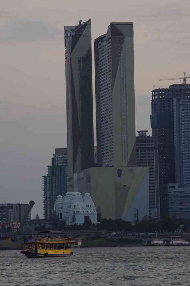 Balade en bateau sur la rivière Tonlé Sap (បឹងទន្លេសាប) et le Mékong (澜沧江 瀾滄江), le 29 janvier 2023
