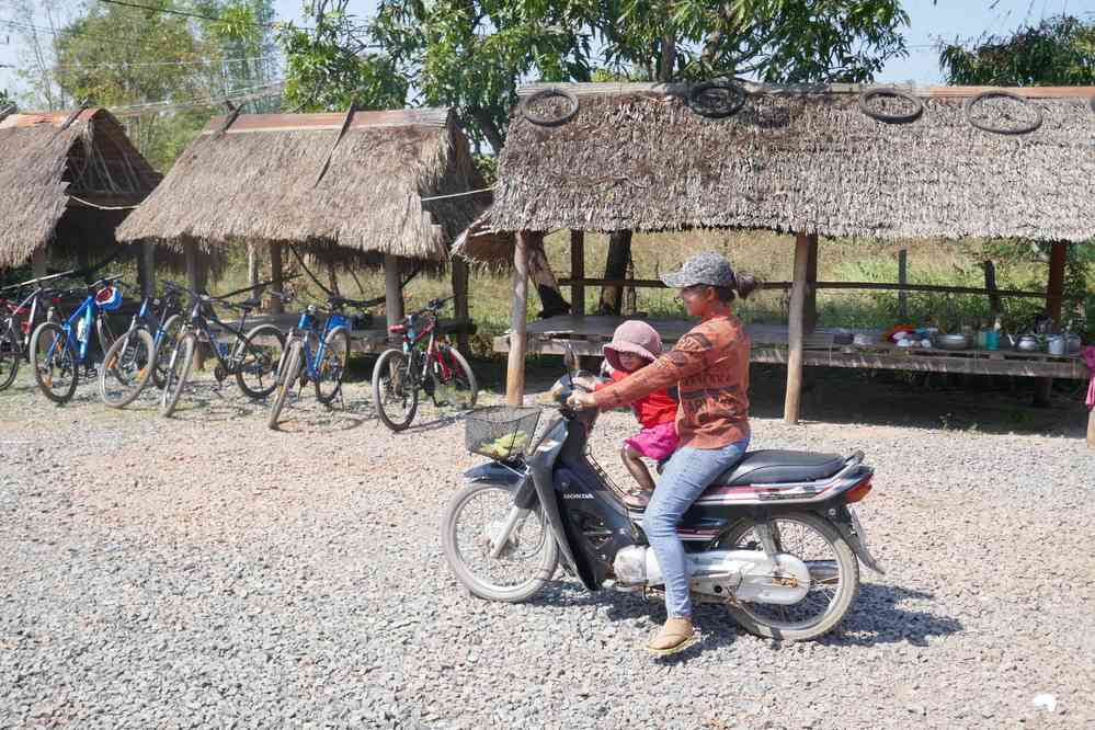 Halte chez l’habitant. Balade à vélo dans les environs de Kampot (ក្រុងកំពត), le 31 janvier 2023