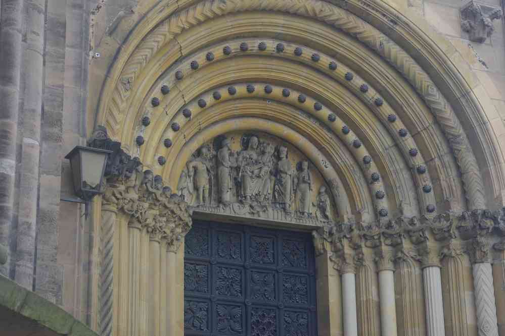 Cathédrale Saint-Pierre-et-Saint-Georges de Bamberg (ou Kaiserdom). Le portail des Princes (Fürstenportal), le 9 août 2023