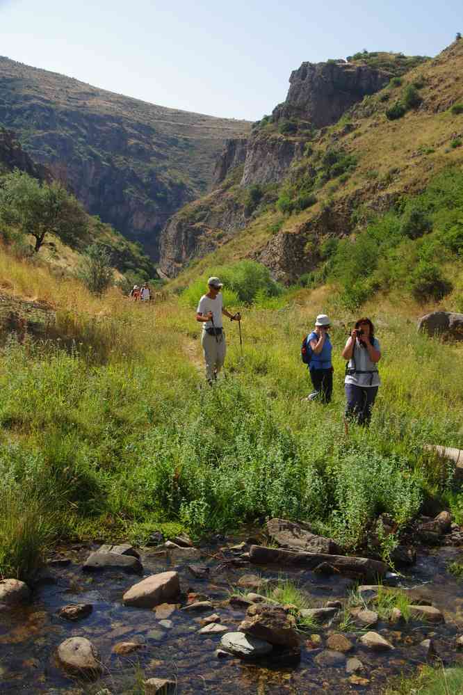 Randonnée vers l’église de Spitakavor (Սպիտակավոր), le 1ᵉʳ août 2017