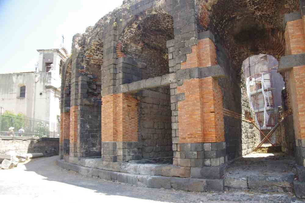 Théâtre romain de Catane. Nous n’en avons pas trouvé l’entrée ; le 1ᵉʳ août 2020