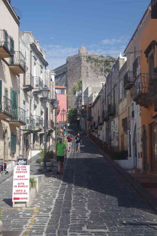 Lipari, montée vers la citadelle, le 4 août 2020