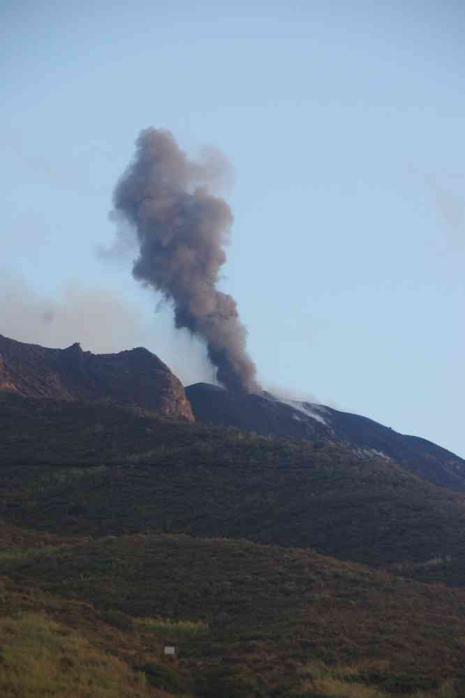 Montée sur les pentes du Stromboli. Activité éruptive, le 5 août 2020