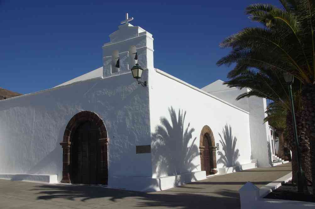 L’église de Femés, le 1ᵉʳ janvier 2014