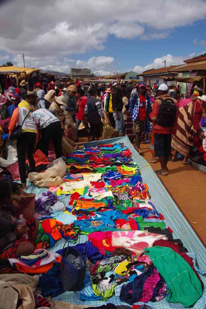Marché à Ambavalao, le 25 juillet 2018