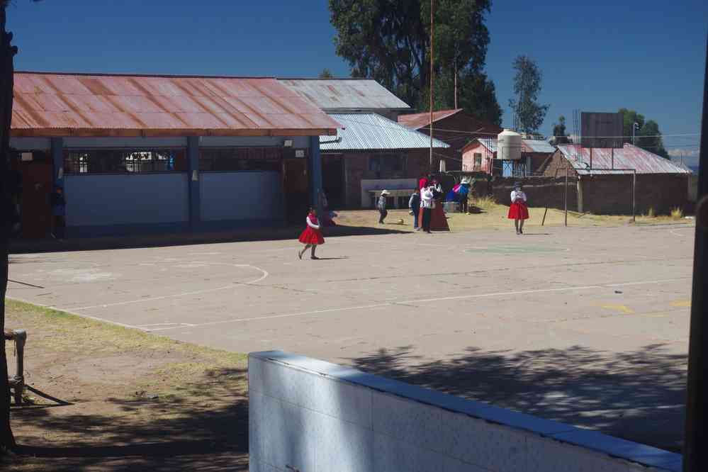 Lac Titicaca, randonnée dans l’île de Taquile. École, le 7 août 2024