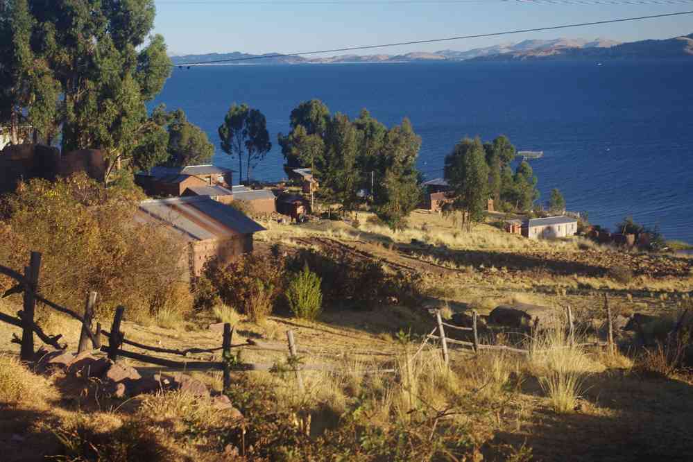Lac Titicaca, la péninsule de Llachón en fin de journée, le 7 août 2024