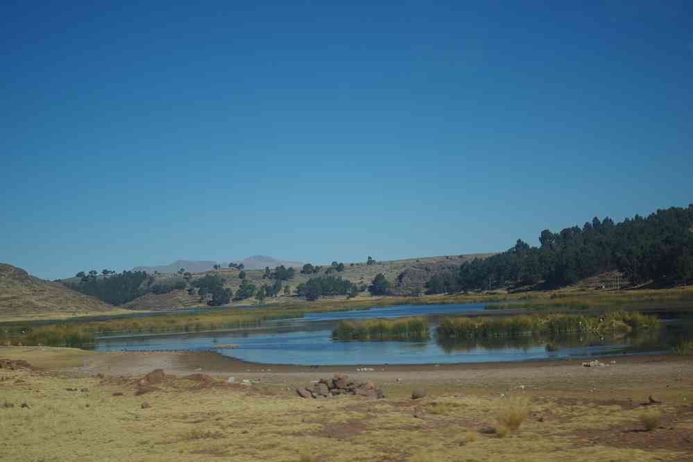 Arrivée à la nécropole de Sillustani. Civilisations tiwanaku et qolla, le 8 août 2024