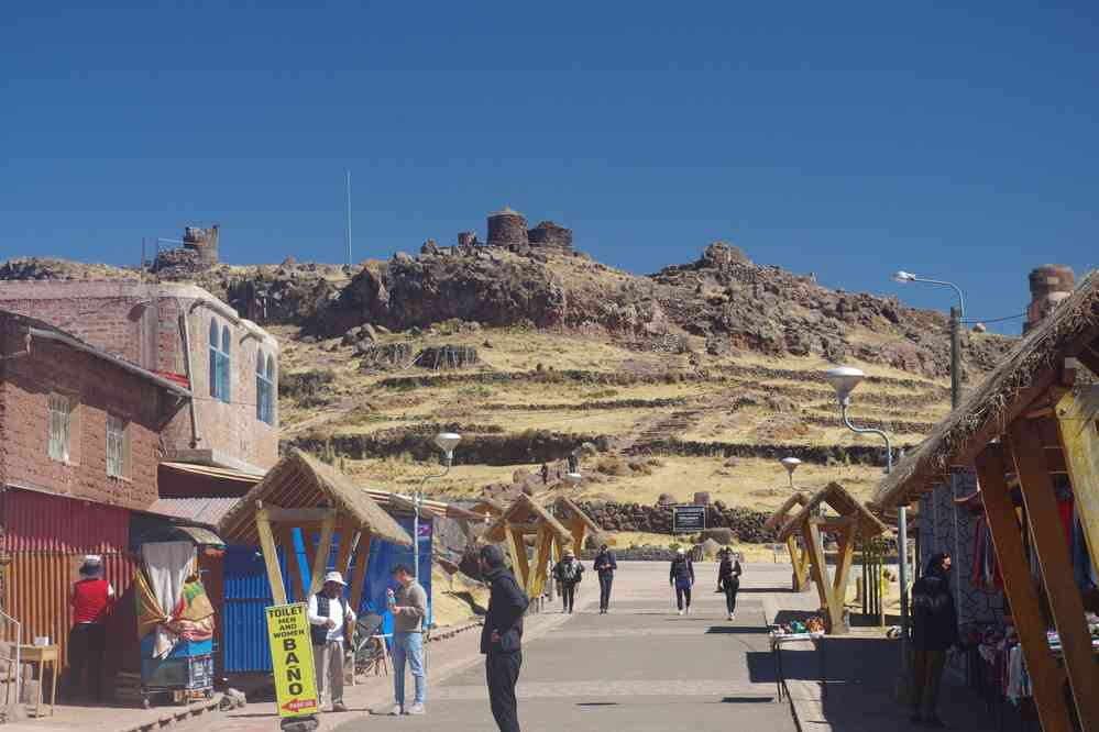 Fin de la visite de la nécropole de Sillustani, le 8 août 2024