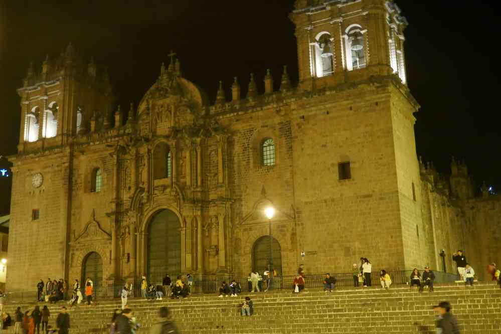 Cuzco en soirée (cathédrale), le 9 août 2024