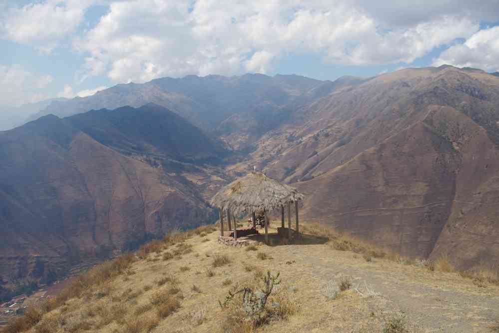 Belvédère sur la vallée sacrée. Entre Sihua et Patabamba, le 12 août 2024