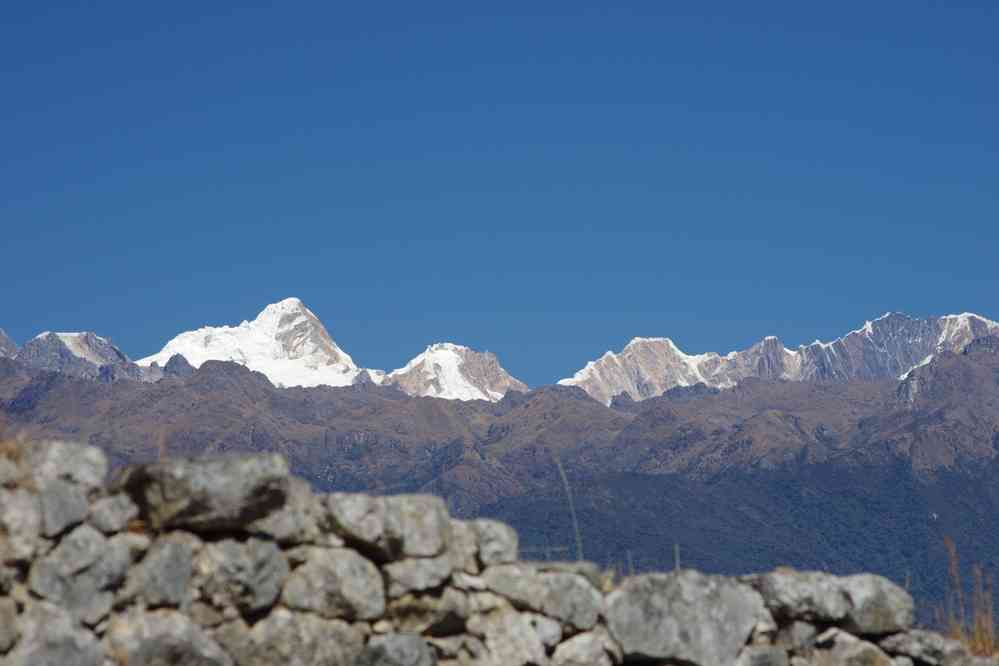 Machu Picchu, le 14 août 2024. Vue sur la cordillère de Vilcabamba (le Pumasillo 6070 m, est peut-être l’un de ces sommets)
