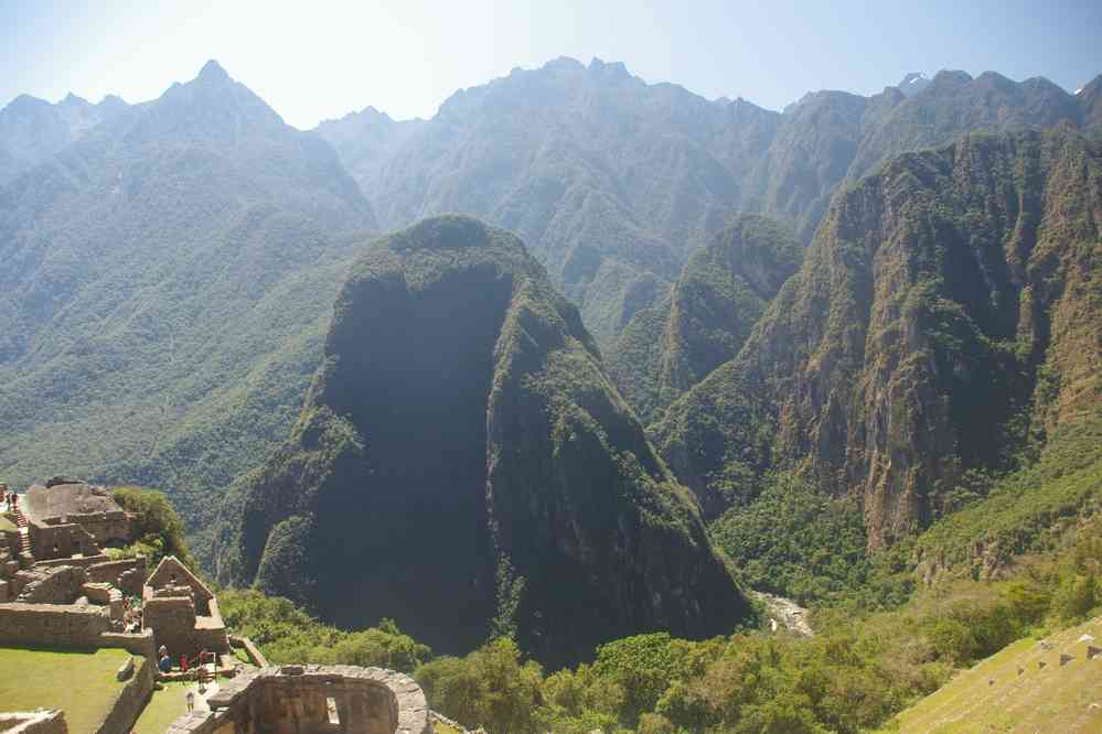 Machu Picchu. La montagne devant s’appelle le Phutuq K’usi (ou Putucusi), l’ascension a l’air gratinée ! (14 août 2024)