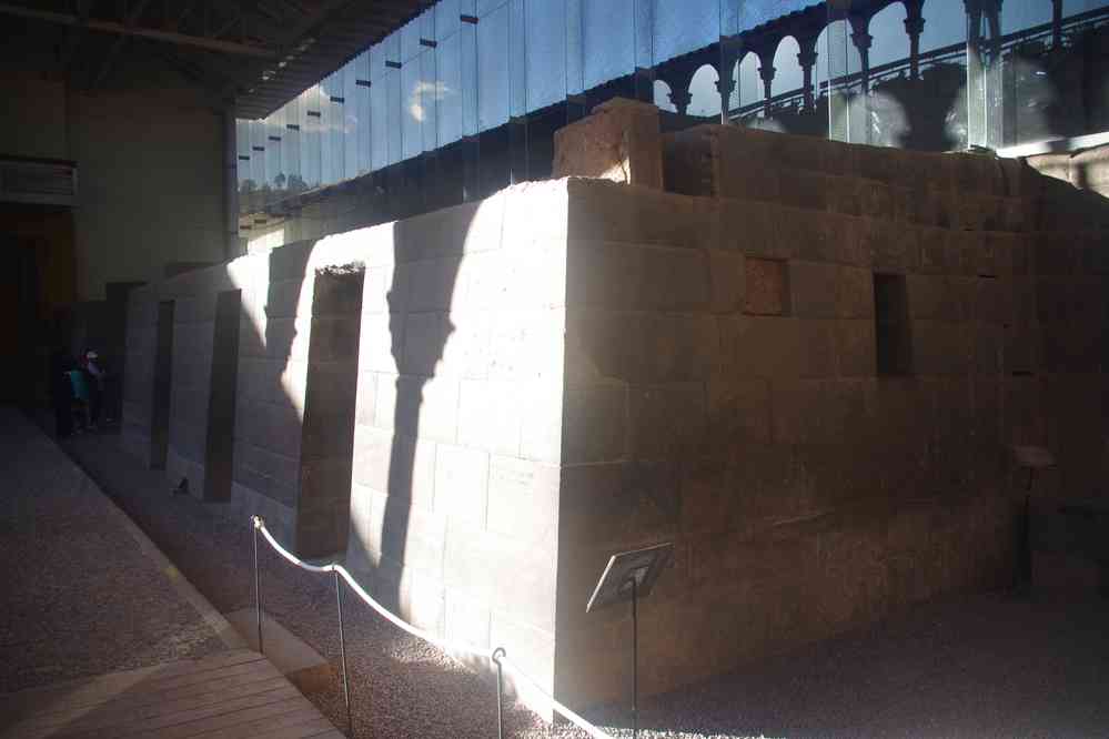 Intérieur du temple du Soleil à Cuzco, le 15 août 2024