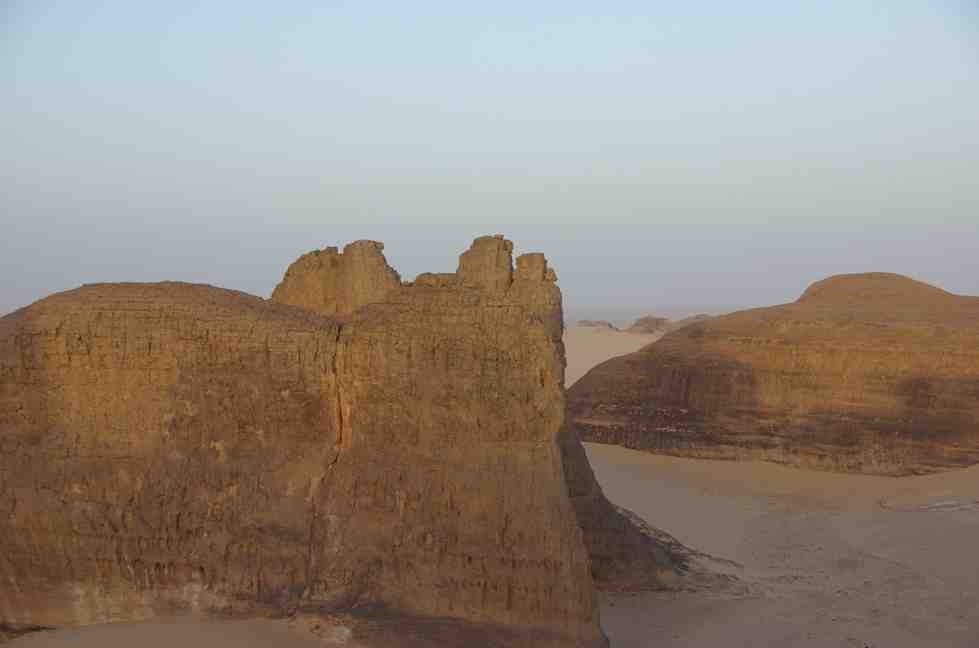Coucher de soleil sur le camp d’Éguédé Ouagrin (photo en relief)
