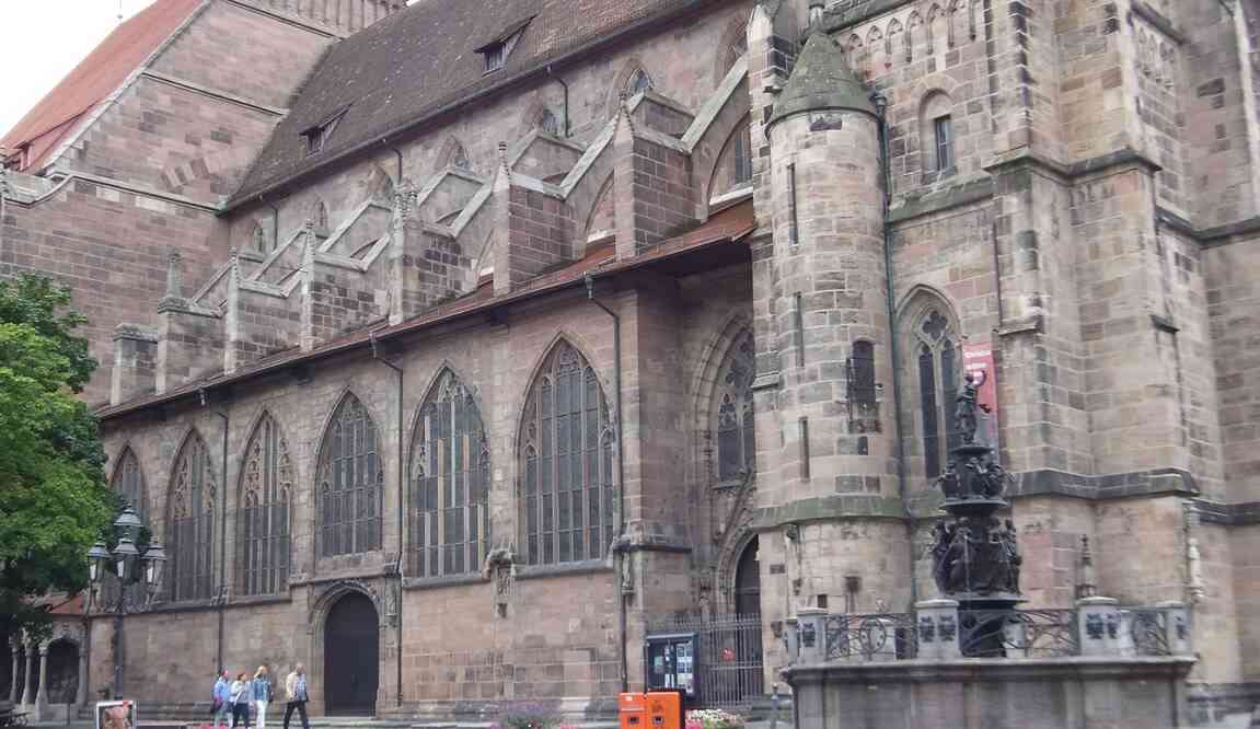 Nuremberg, extérieur de l’église Saint-Laurent. 17 août 2019