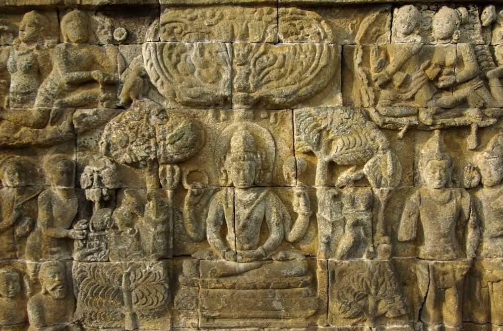 Borobudur (bas-relief représentant l'illumination du Bouddha), le 23 juillet 2007