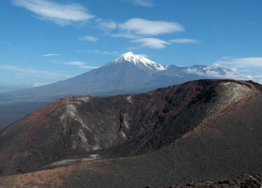 Cône égueulé sur le Tolbatchik, le 16 août 2006