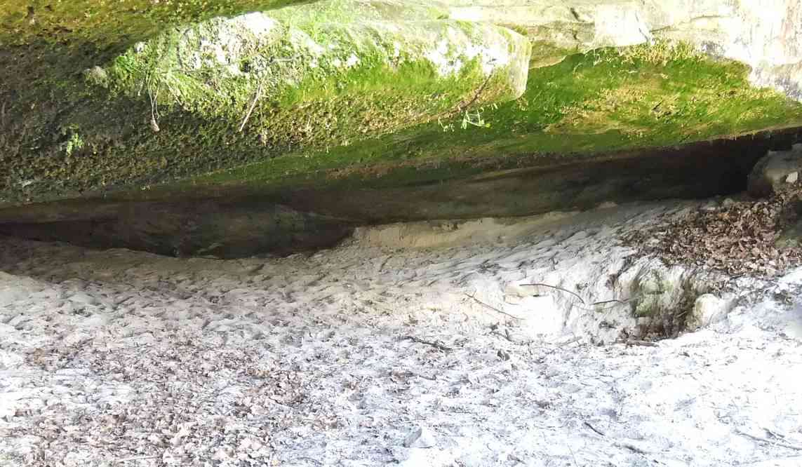 L’entrée des carrières de Nemours, le 4 mai 2013