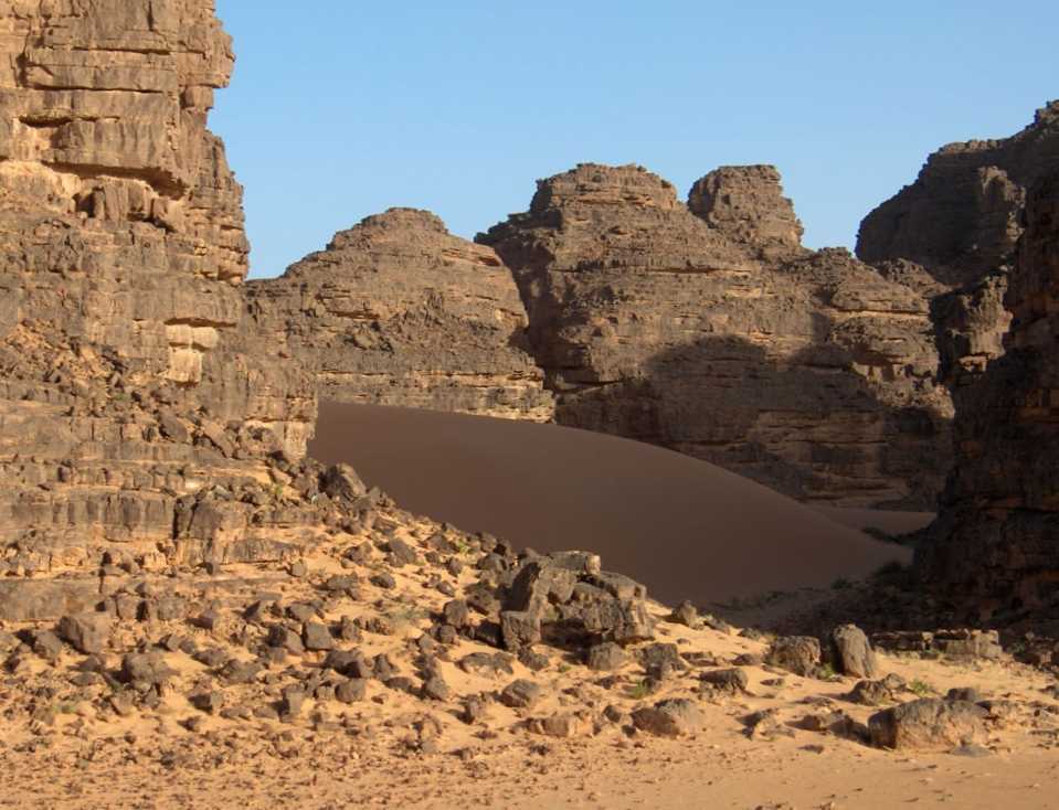 Lit d’un oued à Télou Tédjert, le 7 mars 2006