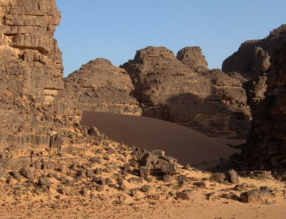 Lit d’un oued à Télou Tédjert, le 7 mars 2006