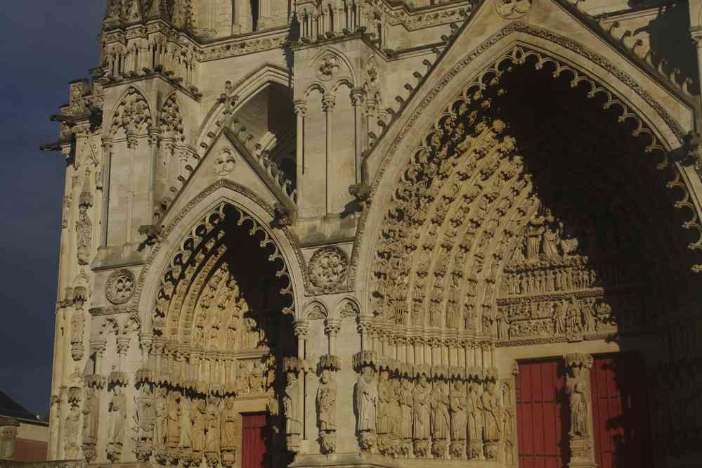 Cathédrale d’Amiens : portail occidental. Le samedi 13 septembre 2025