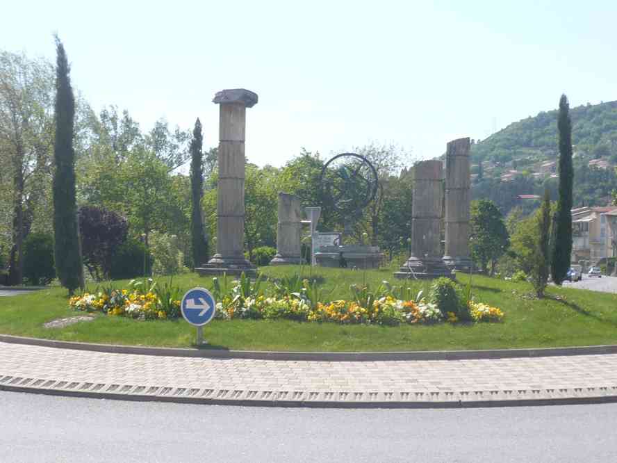 C’est qu’en ce moment la Grèce est à la mode... Le dimanche 16 mai 2010