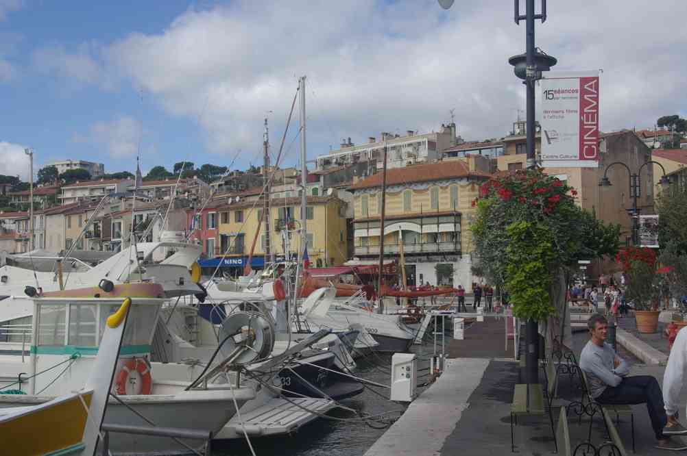 Le port de Cassis. Le samedi 5 octobre 2013