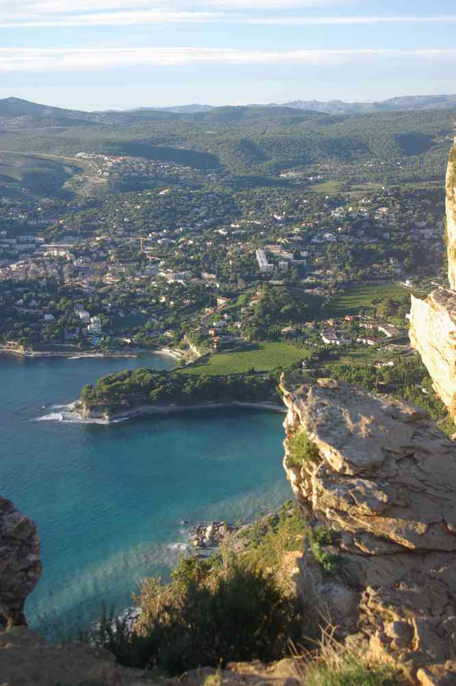 Cassis vue du belvédère des Calanques (cap Canaille). Le samedi 5 octobre 2013