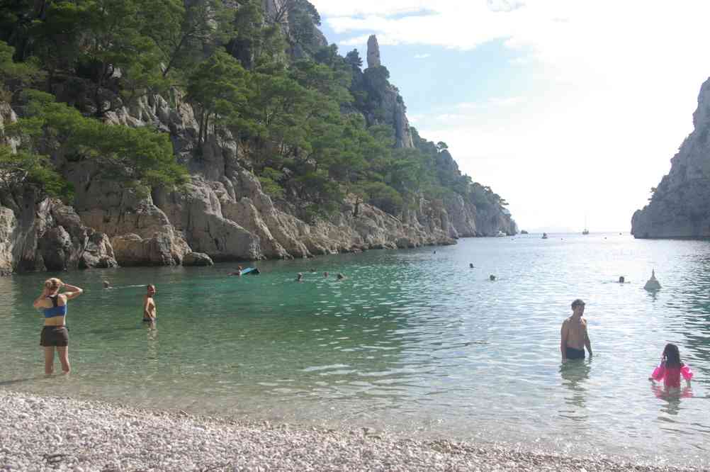 Baignade dans la calanque d’En-Vau. Le dimanche 6 octobre 2013