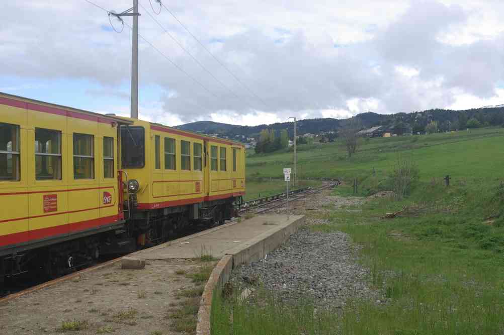 Bolquère, alt. 1593 m : la plus haute « gare » de la SNCF ! Le jeudi 29 mai 2014