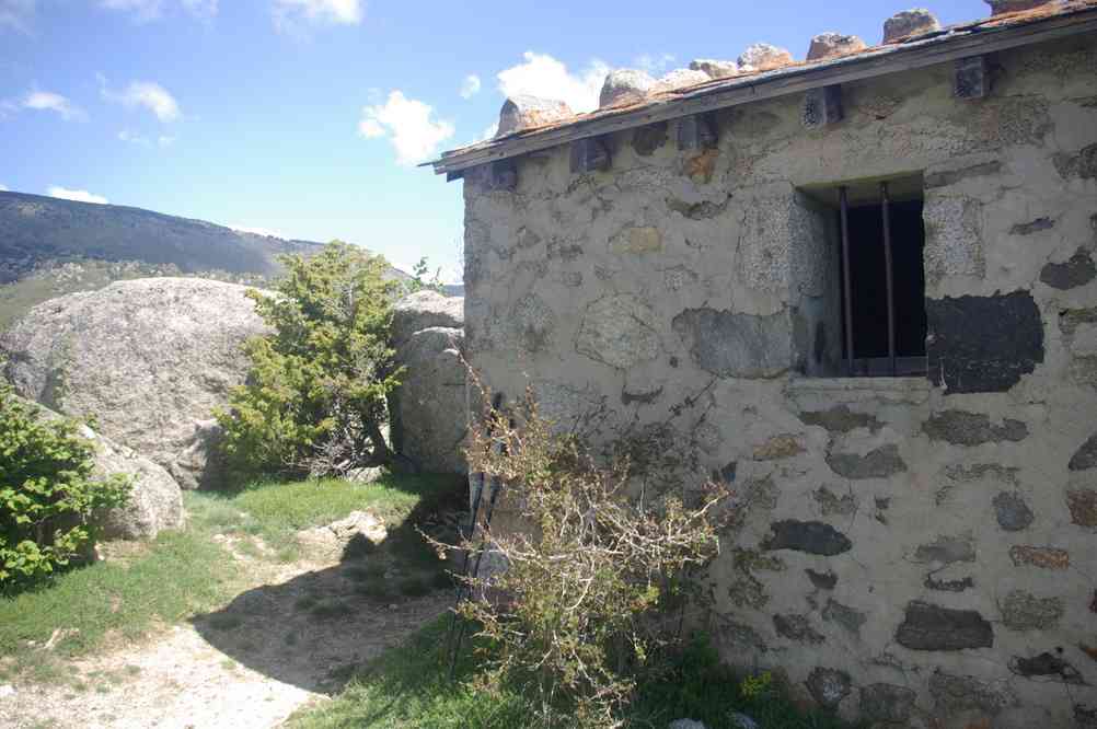 Abri de Nartigues. Le dimanche 1ᵉʳ juin 2014