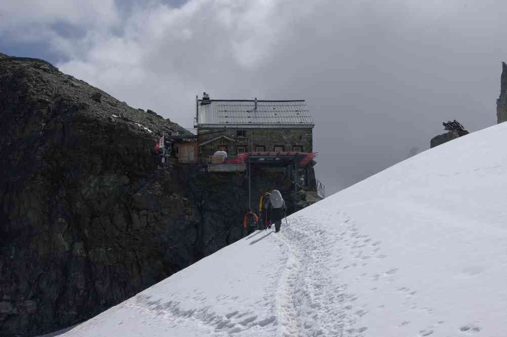 Arrivée à la cabane des Vignettes. Le jeudi 12 août 2010